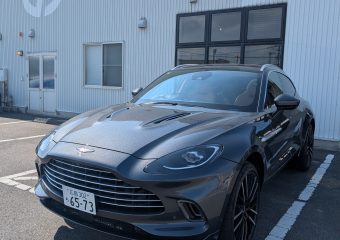 中古車情報　アストンマーティン DBX 550