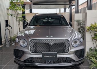 中古展示車情報　ベントレー ベンテイガ