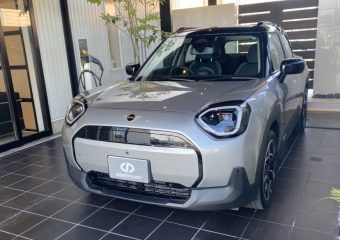 中古展示車情報　MINI ACEMAN